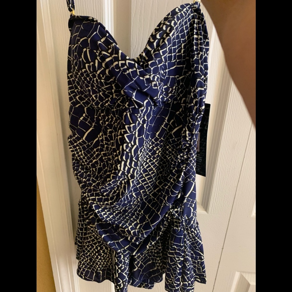 Swim suit